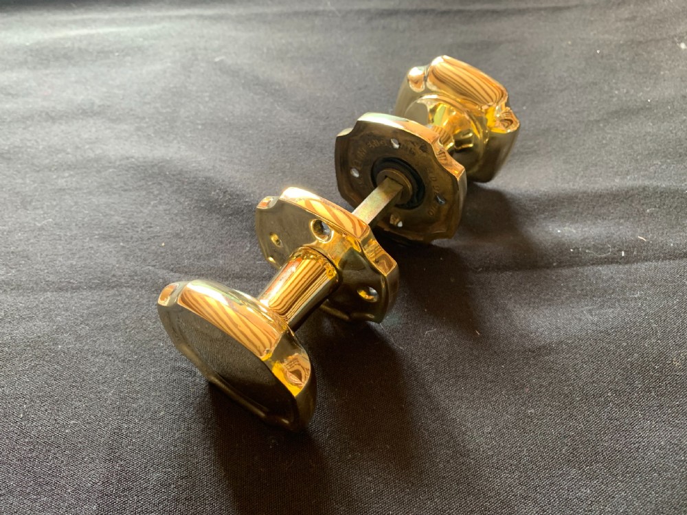 sa010 pair of brass victorian door knobs